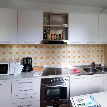 Appartement Beautiful With Picturesque View&free Parking *