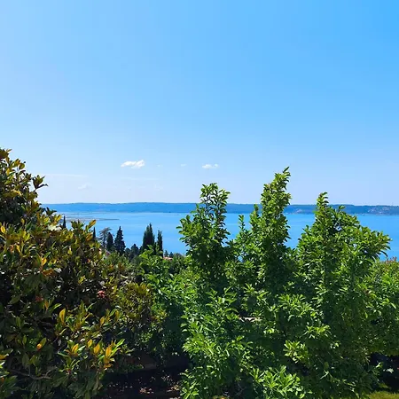 With Sea View, Terrace And Free Parking Portoroz