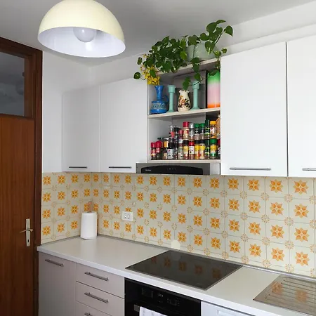 Apartman With Sea View, Terrace And Free Parking *