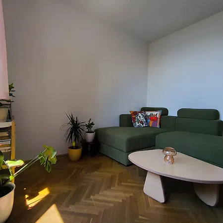 Apartment With Sea View, Terrace And Free Parking *