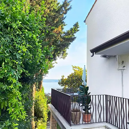 With Sea View, Terrace And Free Parking Apartment Portoroz