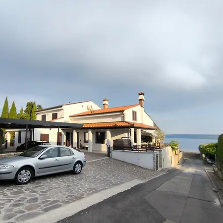 With Sea View, Terrace And Free Parking Apartment Portoroz