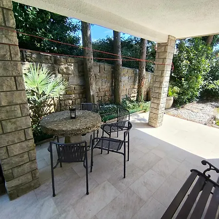 With Sea View, Terrace And Free Parking Apartment