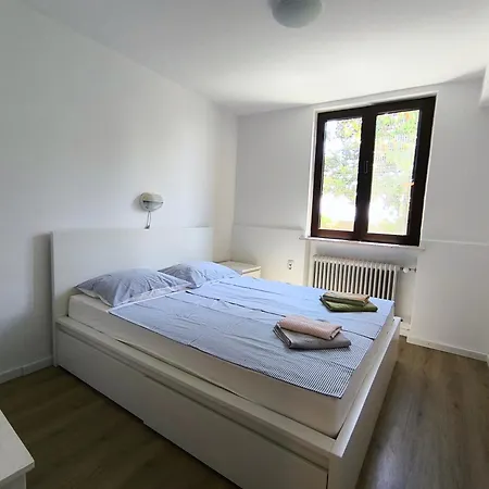 With Sea View, Terrace And Free Parking Apartment Portoroz