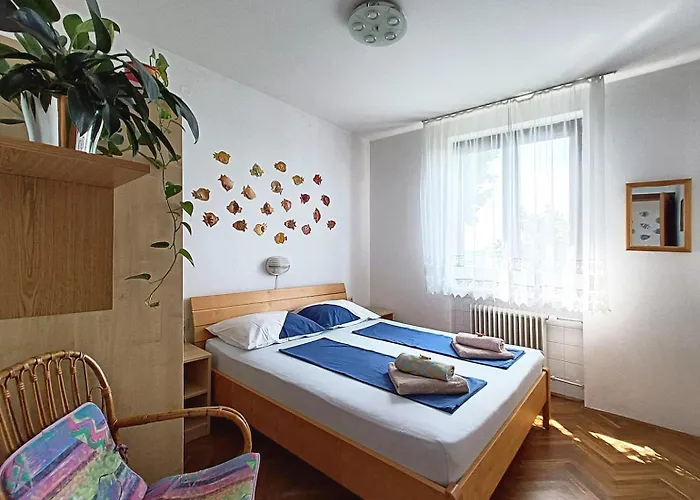 아파트 Beautiful With Picturesque View And Free Parking 포르토로즈